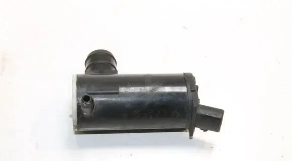 Hyundai i30 Windscreen/windshield washer pump 985102S100