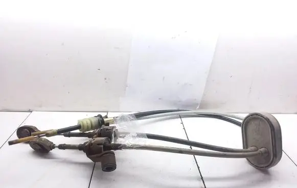Opel Vectra C Gear shift cable linkage 9126567