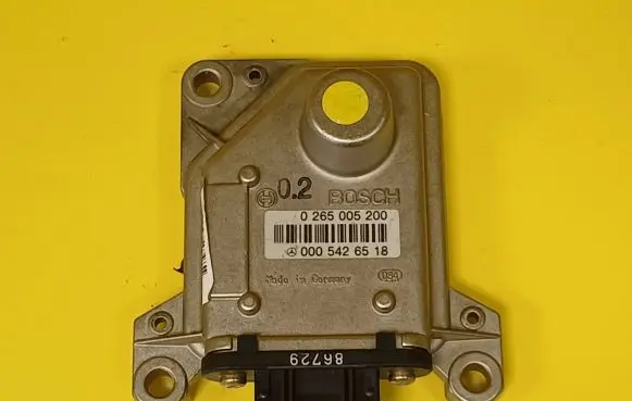 Mercedes-Benz E W210 ESP acceleration yaw rate sensor 0265005200 0005426518