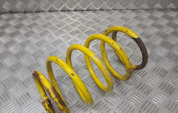 Nissan Almera N16 Front coil spring