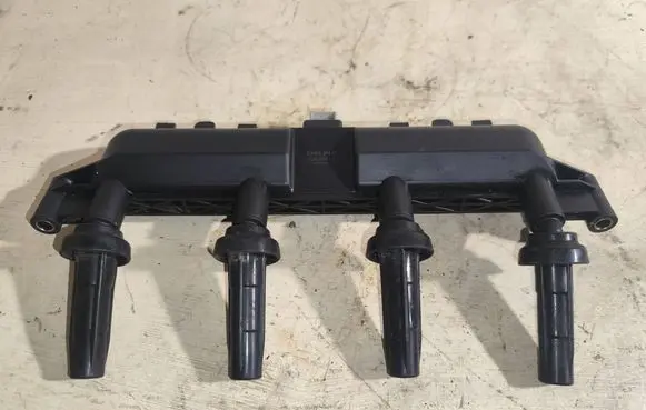 Peugeot 206 High voltage ignition coil Ce20011