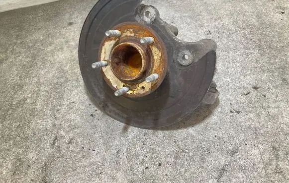 Opel Insignia B Rear wheel hub 22949387