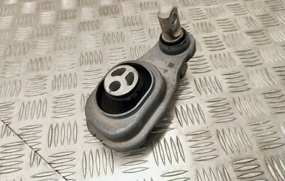 Mercedes-Benz A W177 Engine mount bracket A2472400600 ZGS003