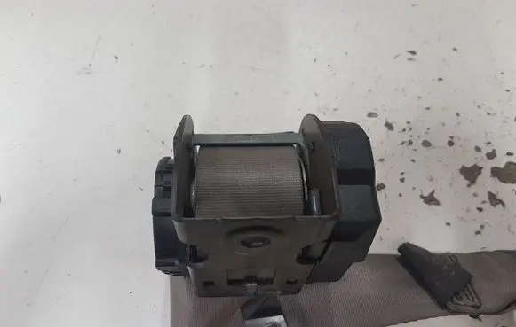 Citroen C5 Rear seatbelt 33014866 00063774