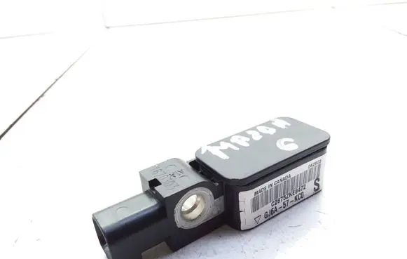 Mazda 6 Airbag deployment crash/impact sensor GJ6A57KC0