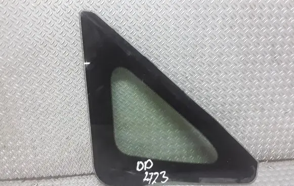 Honda FR-V Front triangle window/glass 