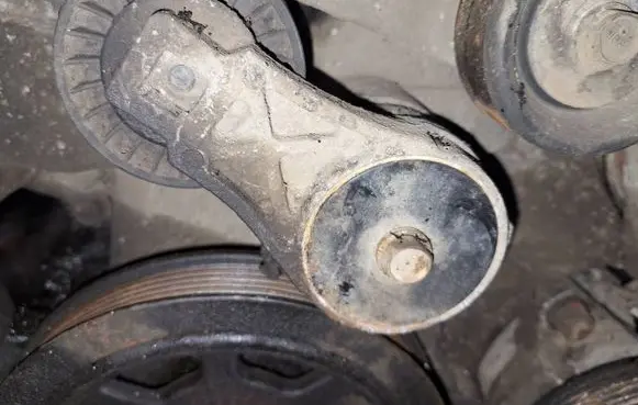 Dodge Grand Caravan Generator/alternator belt tensioner