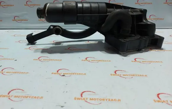 Mercedes-Benz C W204 Oil filter mounting bracket A2711801210