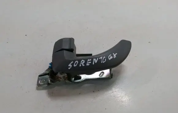KIA Sorento Rear door interior handle