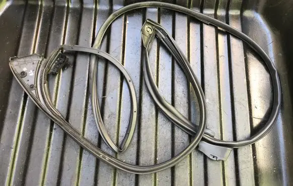 Lexus IS III XE30 Rubber seal rear door 6787253040