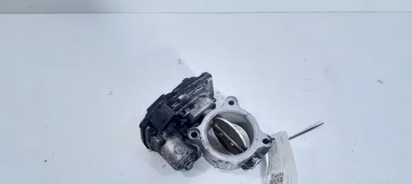 BMW 1 F20 F21 Throttle valve 7810752 13547810752