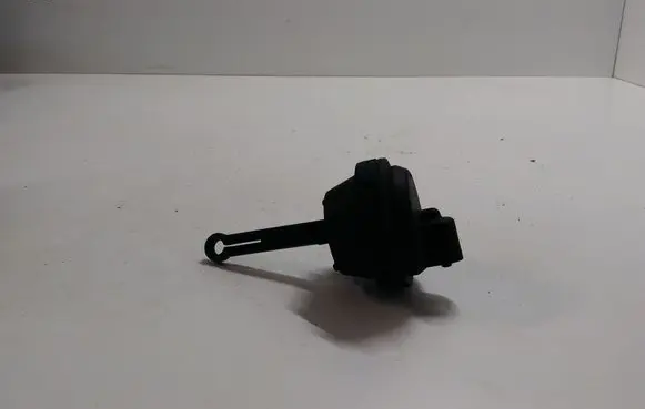 Volkswagen Golf IV Valve vacuum 