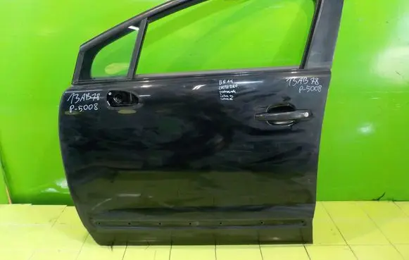Peugeot 5008 Front door PRZOD