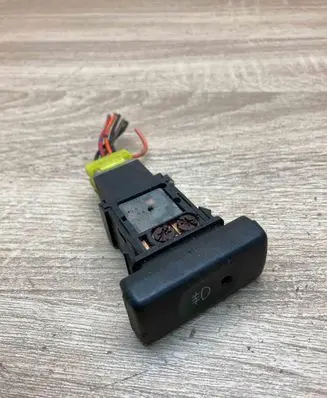 Nissan Micra Fog light switch 065251