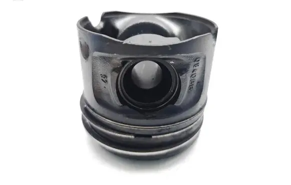 BMW 5 E60 E61 Piston N47D20A 084088