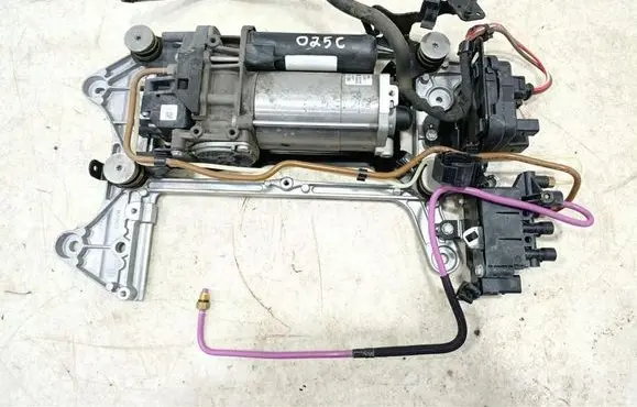 Porsche Panamera (971) Air suspension compressor/pump 971616006B