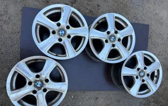 BMW 5 E34 R15 alloy rim 690KG