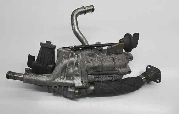 Jaguar XJ X351 EGR valve cooler 9X2Q9U438CA