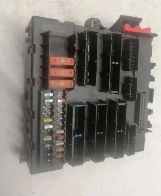 Opel Signum Fuse module 460023260