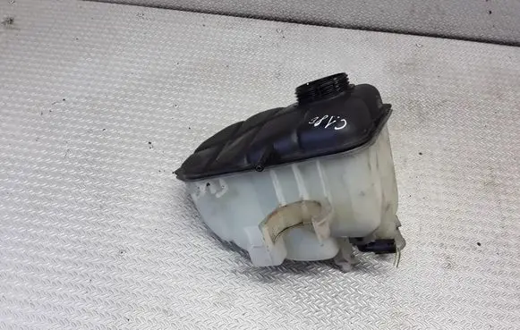 Mercedes-Benz C W203 Coolant expansion tank/reservoir 2035000049