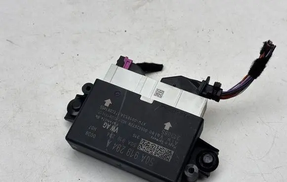 Volkswagen PASSAT B8 Parking PDC control unit/module 5QA919294A