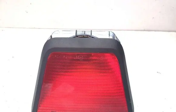 Dacia Logan I Third/center stoplight 62180701