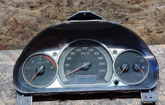 Honda CR-V Speedometer (instrument cluster) HR0333105 78100G311