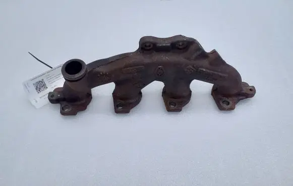 Nissan Qashqai Exhaust manifold 140040840R