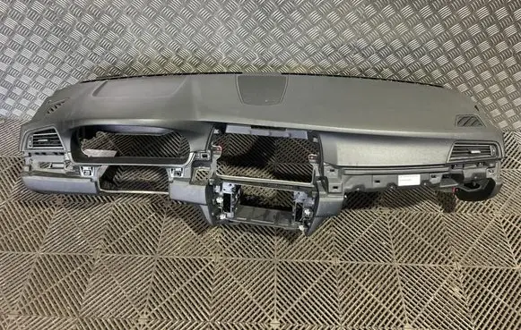 BMW 5 F10 F11 Dashboard 9166657