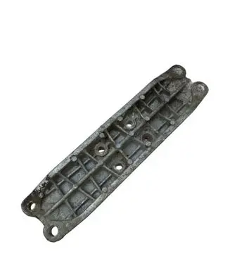 Lexus IS 200-300 Gearbox mounting bracket 