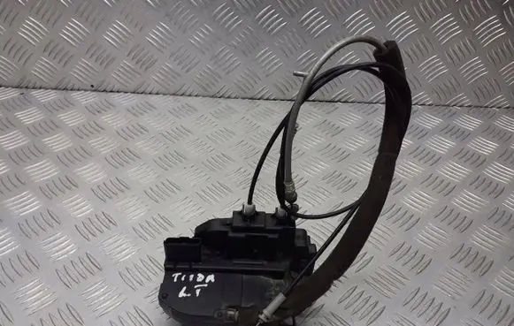 Nissan Tiida C11 Rear door lock