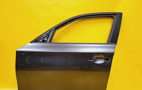 BMW 1 E81 E87 Front door