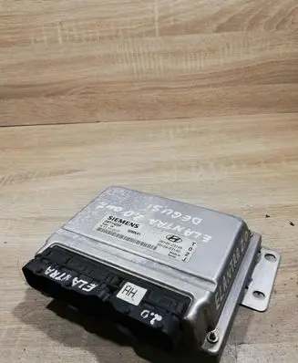 Hyundai Elantra Engine control unit/module ECU 3910923140 5WY1425F