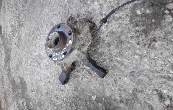 Renault Laguna II Front wheel bearing hub 