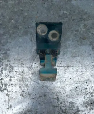 Volkswagen Golf III Rear door upper hinge