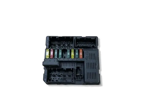 BMW X3 E83 Fuse module 7560626
