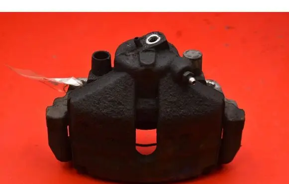 Volkswagen Golf Plus Front brake caliper 