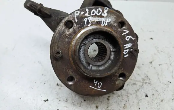 Peugeot 2008 I Front wheel hub