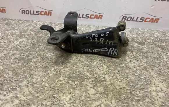 Mercedes-Benz Vito Viano W639 Sliding door middle roller runner A6397601147 ZGS006