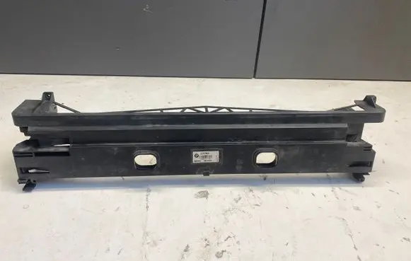 BMW 5 F10 F11 Radiator support slam panel bracket 8509171