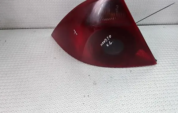 Ford Mondeo Mk III Rear/tail lights