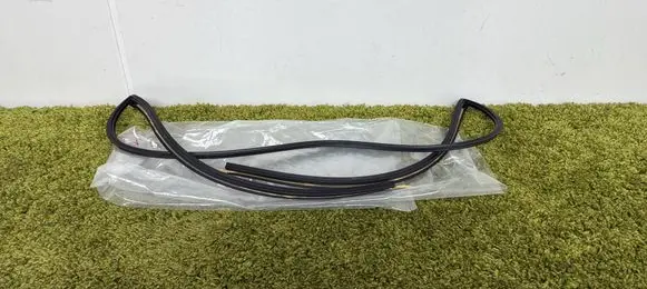Toyota Verso Front windscreen/windshield window 75533-52190