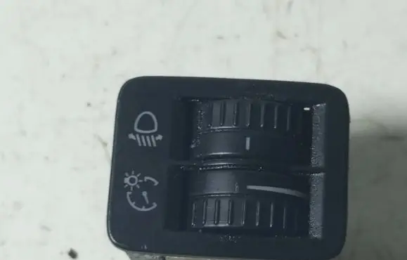 Volkswagen PASSAT B6 Headlight level height control switch 3C0941333A