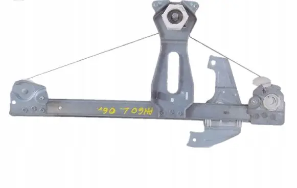 Toyota Aygo AB10 Front door manual window regulator 