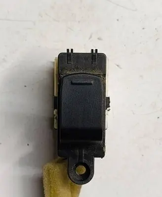 Suzuki SX4 S-Cross Quarter vent window switch 2D8AW14