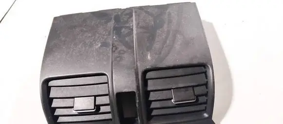 Honda CR-V Dash center air vent grill 77610swaa0 77610-swa-a0