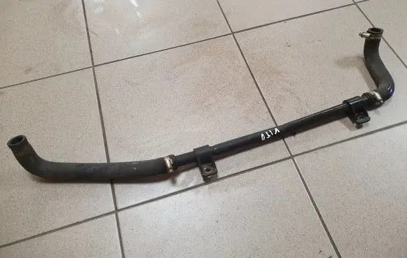 Mercedes-Benz Vito Viano W639 Engine coolant pipe/hose