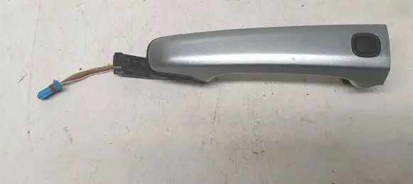 Volvo XC70 Front door exterior handle 30753786