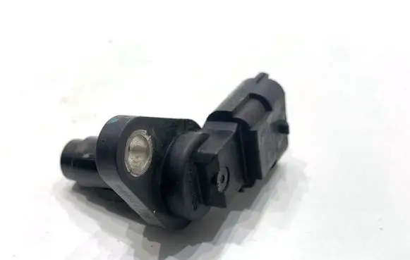 KIA Optima Camshaft position sensor 393502B030