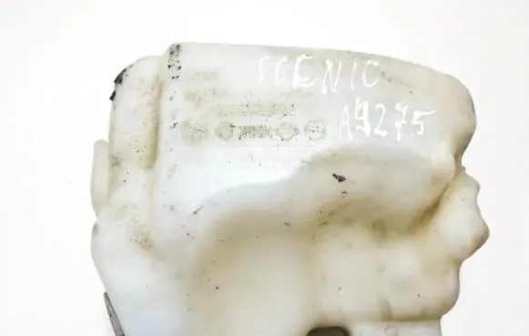 Renault Scenic II - Grand scenic II Windshield washer fluid reservoir/tank 8200104705 8200104706